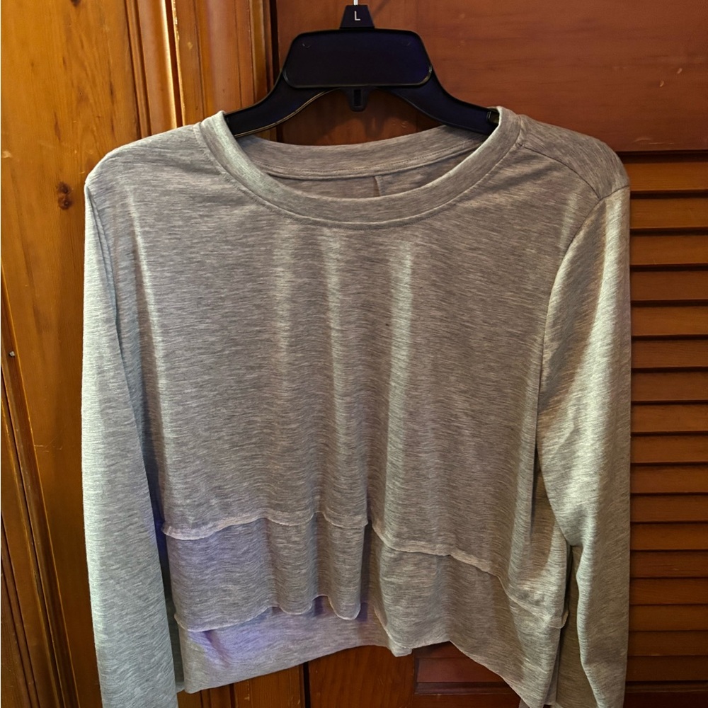 SHEIN Gray Long Sleeve Crop Top